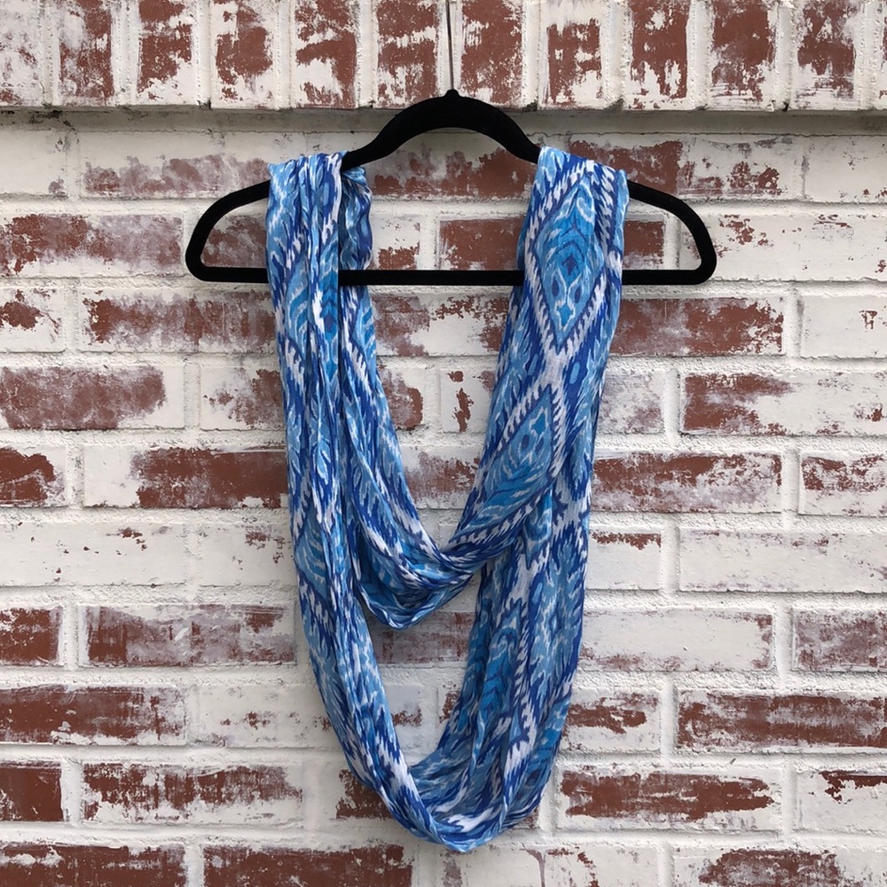 Thin Infinity Scarf